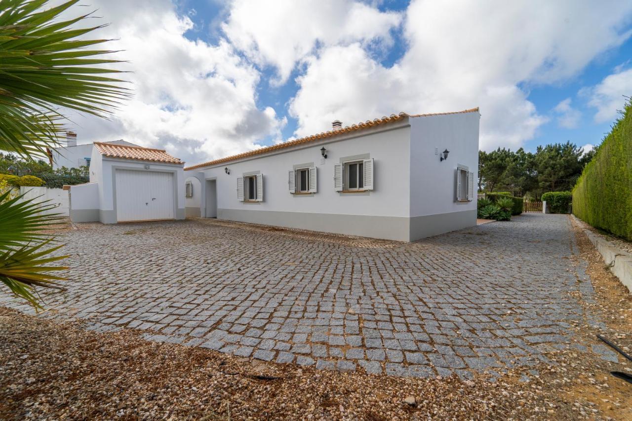 Casa Garrod - Spacious Family Villa Aljezur Exterior photo
